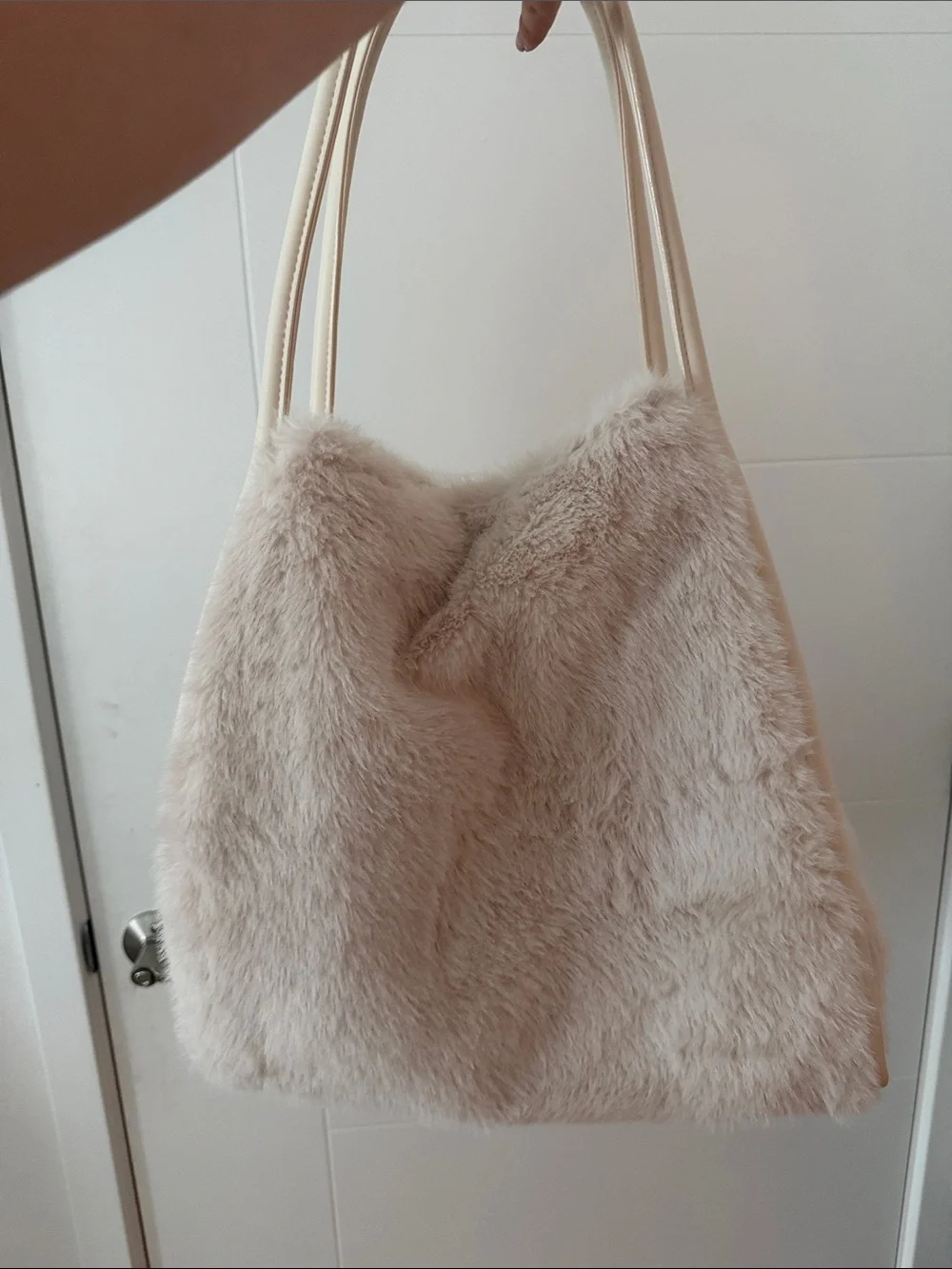 Plush Faux Fur Tote Bag in Light Cream